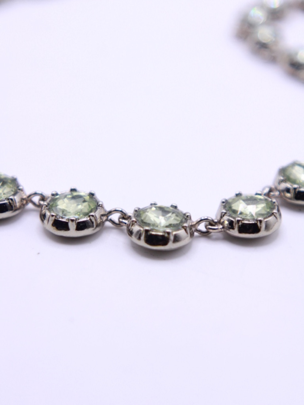 Banana Republic GLOWING Silver tone Necklace with Pale Green Rhinestones - Picture 2 of 6